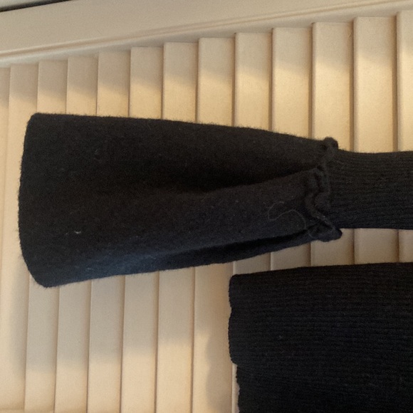 Hugo Boss pull over - Picture 2 of 2